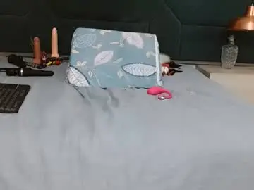 Chaturbate Live Sex Cam of brenda_velasquez