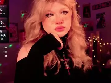 Chaturbate Live Sex Cam of lilithnelson