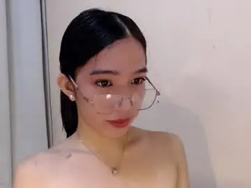 Chaturbate Live Sex Cam of seductive_abia