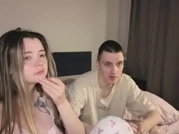 Chaturbate Live Sex Cam of billy_betty