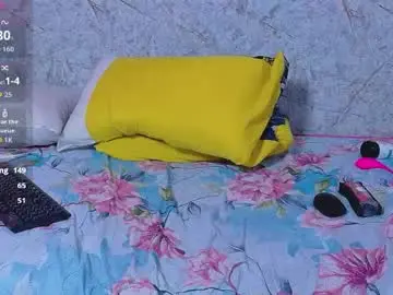 Chaturbate Free Porn Cam of curvyhomebebe