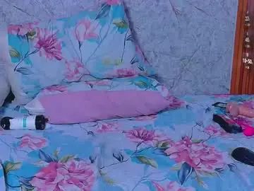 Chaturbate Watch Live Sex Cams of curvyhomebebe