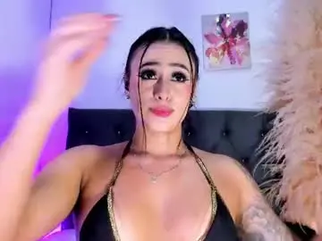 Chaturbate Live Sex Cam of sagirabelle