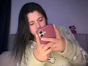 Chaturbate Free Porn Cam of ella_aq
