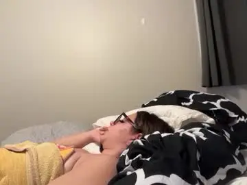 Chaturbate Live Sex Cam of anditspinkxo
