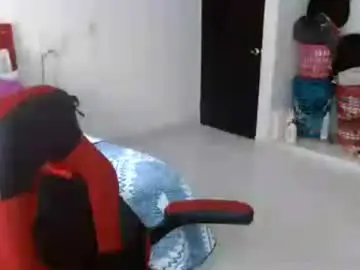 Chaturbate Live Sex Cam of venecasexy44