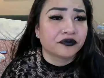 Chaturbate Free Porn Cam of luckylee1992