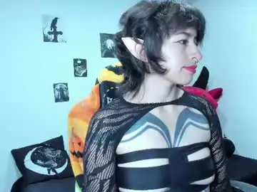 Chaturbate Live Sex Cam of darkkittenuwu