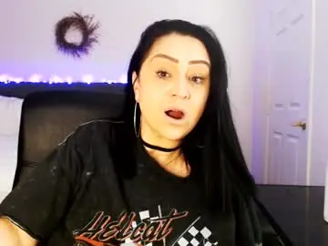 Chaturbate Sex Chat of alyssiaamorexo