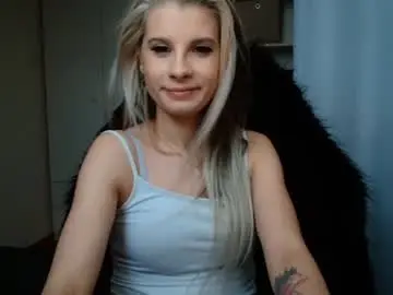 Chaturbate Adult Webcams of kristineamore