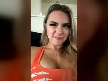 Chaturbate Adult Video Chat of avocadotoocute