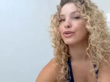Chaturbate Adult Webcams of theislandgirl