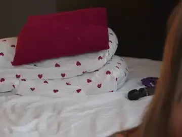 Chaturbate Free Porn Cam of evelyn_evyy