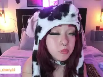 Chaturbate Sex Cam of leah_cherry