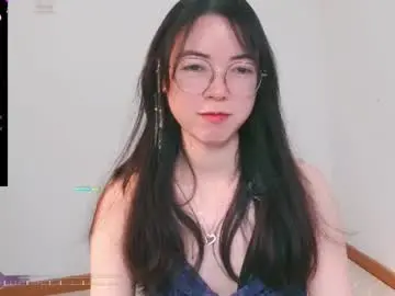 Chaturbate Live Sex Cam of happyluckyrose