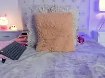 Chaturbate Live Sex Cam of maithe_022