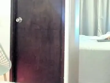 Chaturbate Live Sex of maxzy_star