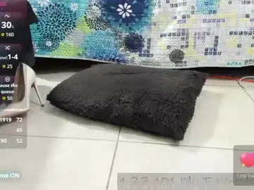 Chaturbate Sex Cam of emely_garcia