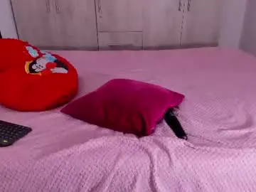 Chaturbate Best live sex cam show of sarasweet_4