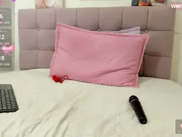 Chaturbate Watch Live Sex Cams of hellen_starx