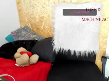 Chaturbate Sex Cam of sarahlovexxv