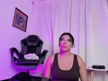 Chaturbate Live Sex of emywilliams25