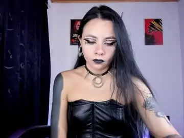 Chaturbate Nude Webcam of emilyrymer