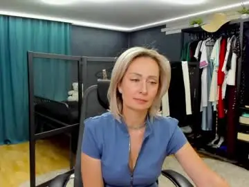 Chaturbate Private Sex Chat of julia__cherry_