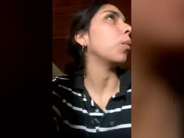 Chaturbate Adult Video Chat of valeria_feroz