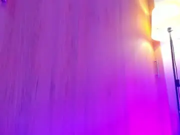 Chaturbate Live Sex Cam of valery_kils