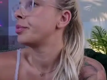 Chaturbate Live Porn of blueyeskate