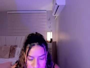 Chaturbate Best live sex cam show of mavi_saenz