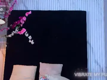 Chaturbate Sex Chat of rouxinferno_cr