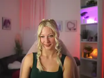 Chaturbate Watch Live Sex Cams of emilyswannn