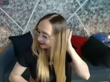 Chaturbate Free Live Porn of liaroberts1