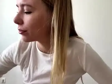 Chaturbate Adult Webcams of bebravee