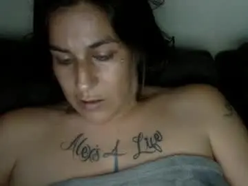 Chaturbate Live Sex of milfsfreaky69
