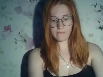 Chaturbate Live Sex Cam of eveliina_shy