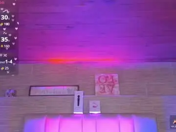 Chaturbate Live Sex of mia_smoke_