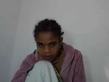 Chaturbate Nude Webcam of delphineee