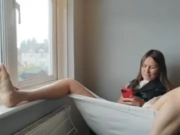 Chaturbate Free Live Porn of eatmypie69
