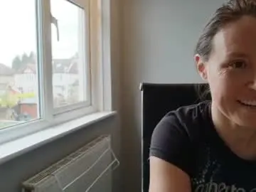 Chaturbate Free Live Porn of eatmypie69