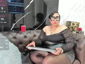 Chaturbate Live Sex Cam of karollwestt