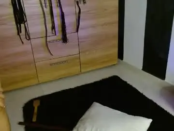 Chaturbate Adult Webcam of cuteisabella_a