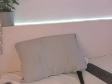 Chaturbate Live Sex Cam of mara_vibe