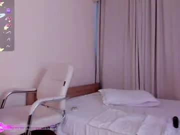 Chaturbate Live Sex of moonlight8_