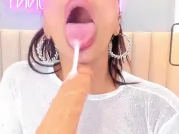 Chaturbate Adult Video Chat of leamonroe__