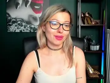 Chaturbate Adult Webcam of heidi_pleasure