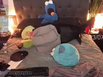 Chaturbate Free Porn Cam of ursula_fire