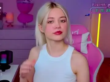 Chaturbate Live Sex Cam of blush_im_crush